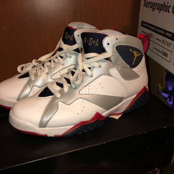 Air Jordan 7 Olympic - Picture 2 of 8